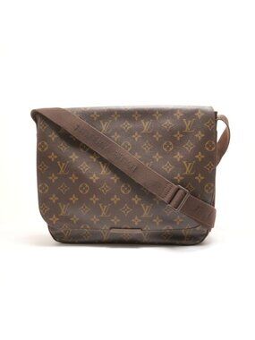 Louis Vuitton Shoulder Bag Monogram Messenger Boble MM